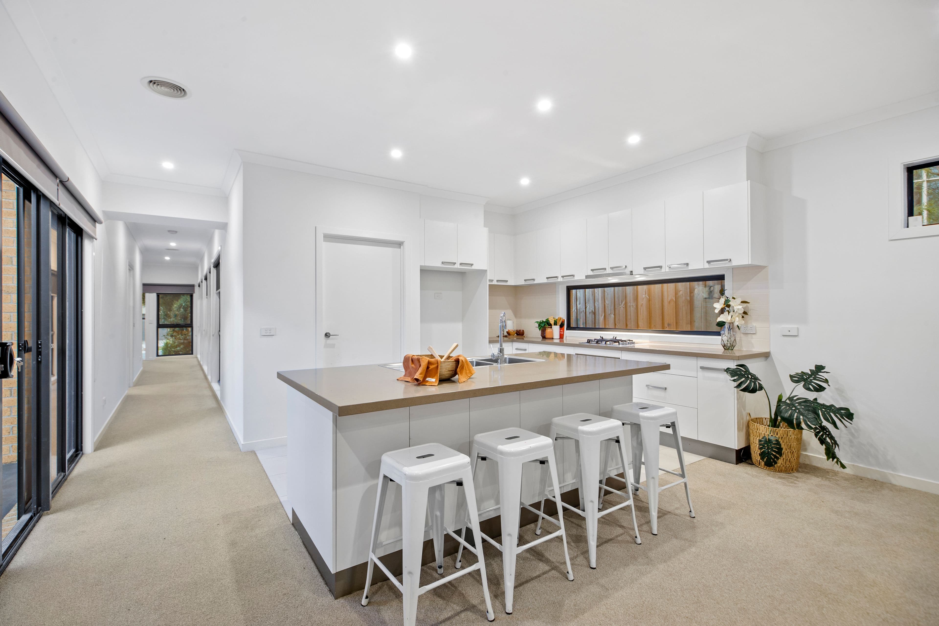 39A Salerno Way, Rowville VIC 3178, Rowville - Thumbnail 2