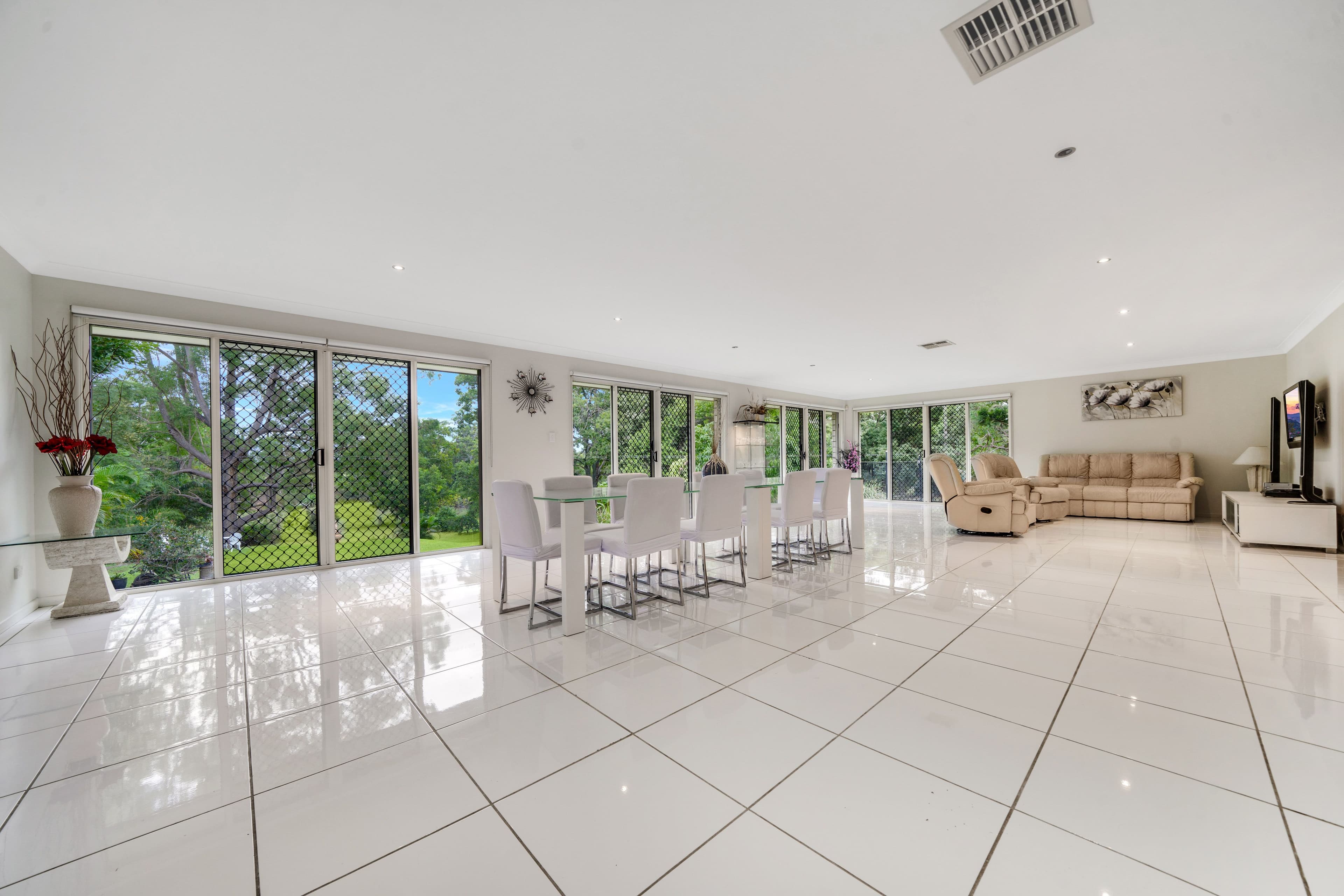 97 Tygum Road, Waterford West QLD 4133, Waterford West - Thumbnail 5