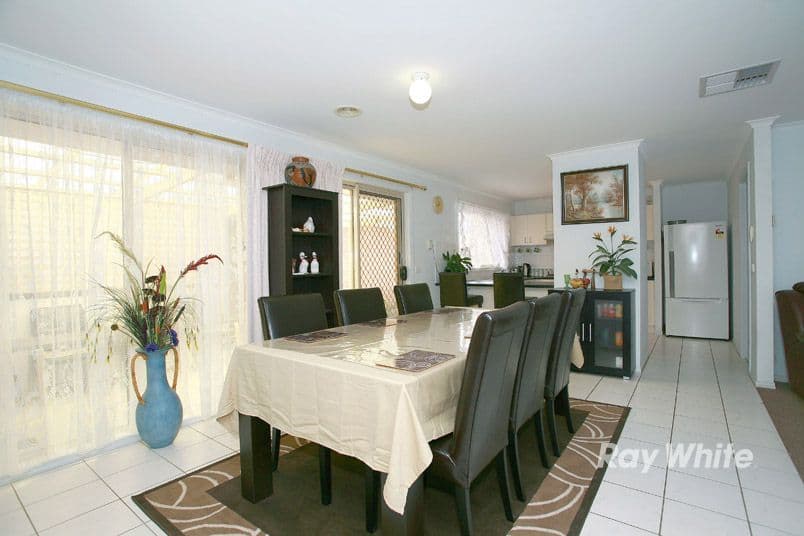 5 Athena Court, CRANBOURNE VIC 3977, Cranbourne - Thumbnail 4