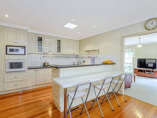 2 Inglis Street, BOX HILL NORTH VIC 3129, Box Hill North - Thumbnail 4