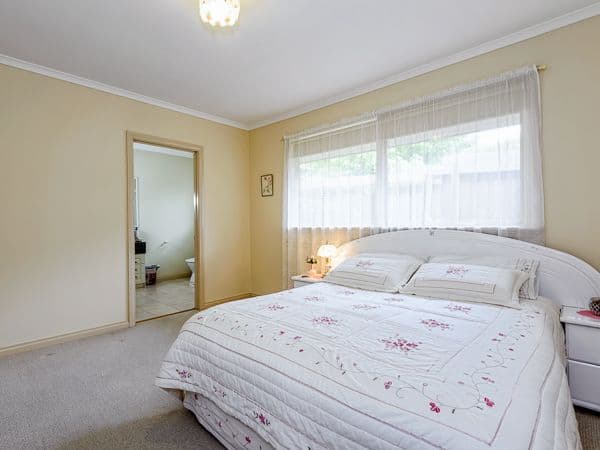 2 Inglis Street, BOX HILL NORTH VIC 3129, Box Hill North - Thumbnail 5