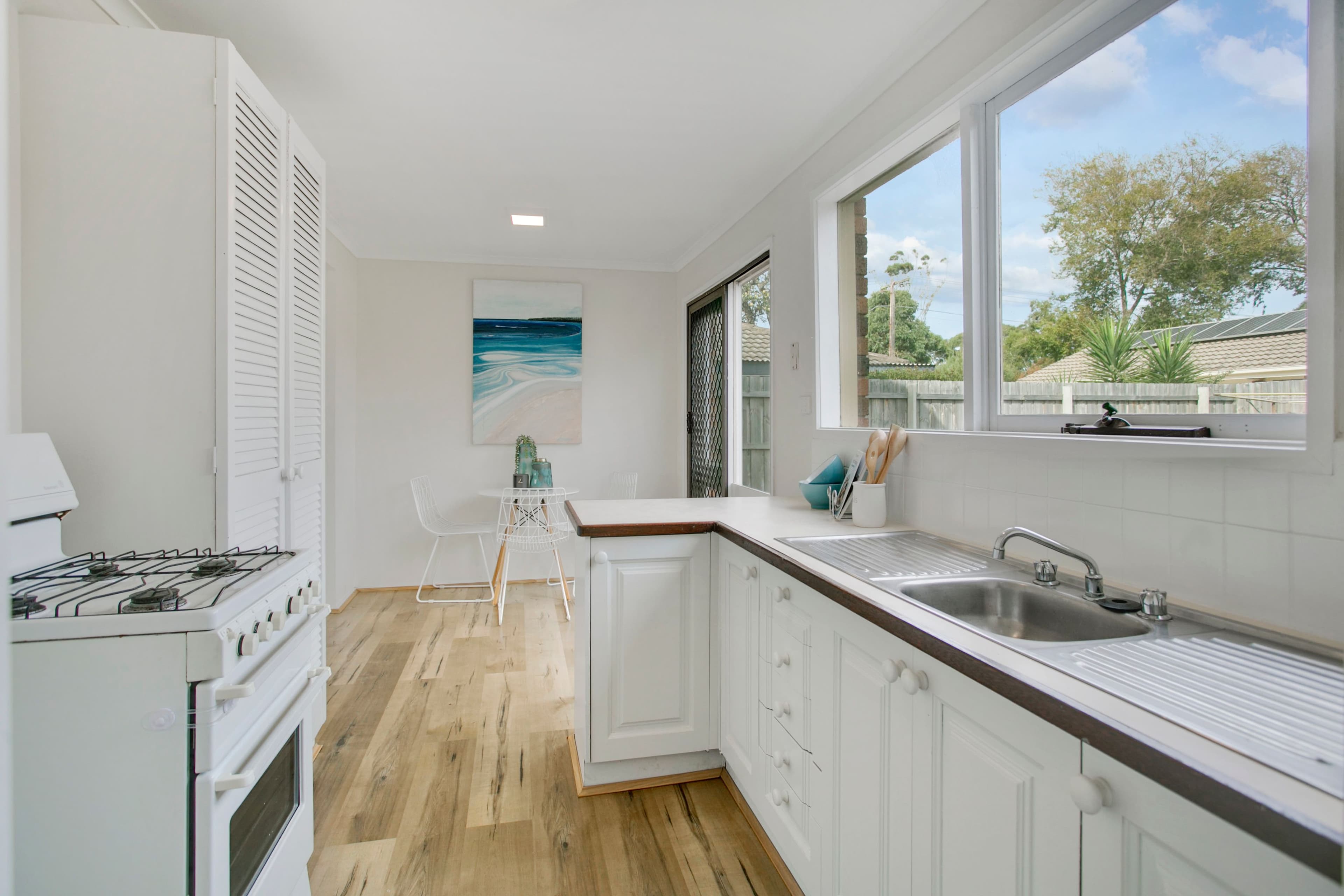 17 Wisewould Avenue, Seaford VIC 3198, Seaford - Thumbnail 4