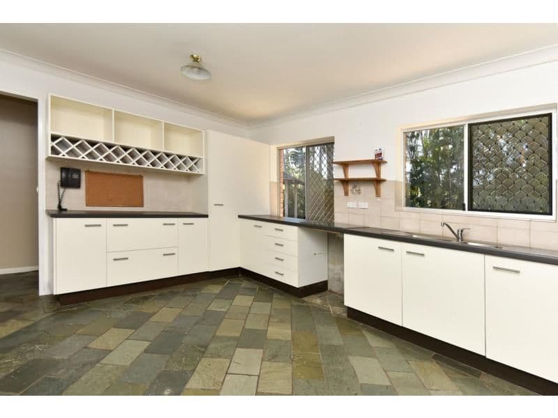 38 Jindavee Crescent, Slacks Creek QLD 4127, Slacks Creek - Thumbnail 5