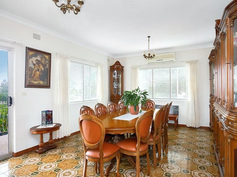 16 Melville Street, Ashbury - Thumbnail 4