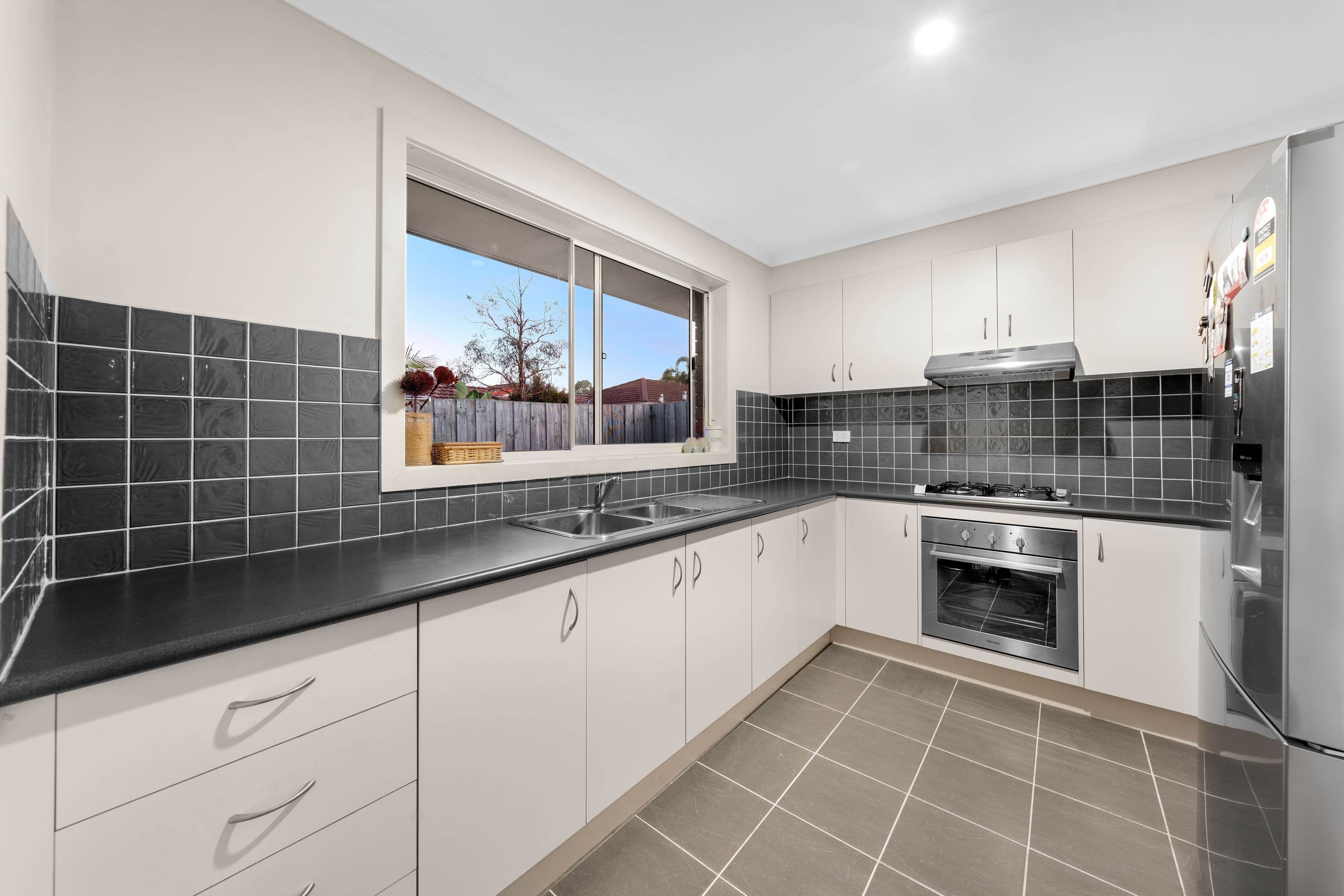 14 Appleton Court, Narre Warren South VIC 3805, Narre Warren South - Thumbnail 4