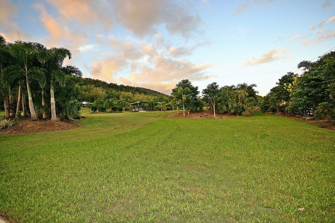 273 Shute Harbour Road, MOUNT JULIAN QLD 4800, Mount Julian - Thumbnail 8