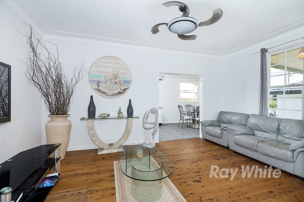 33 William Street, Toronto - Thumbnail 2