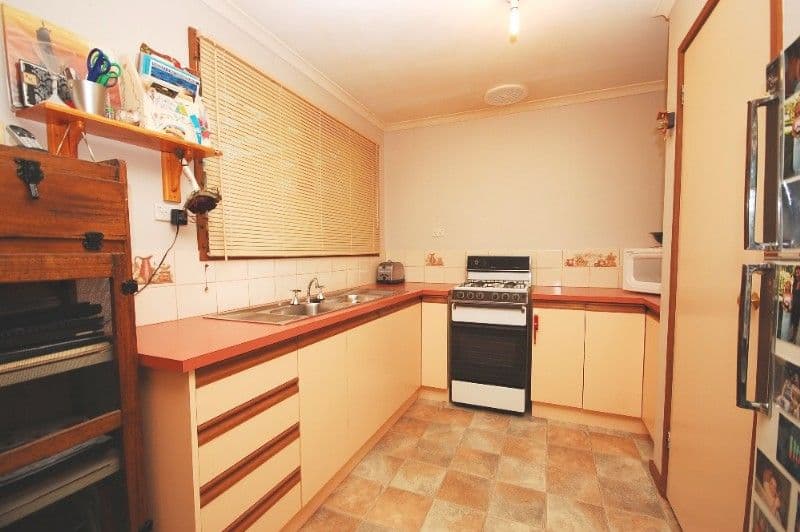14 Mitarm Close, MOUNT EVELYN VIC 3796, Mount Evelyn - Thumbnail 2
