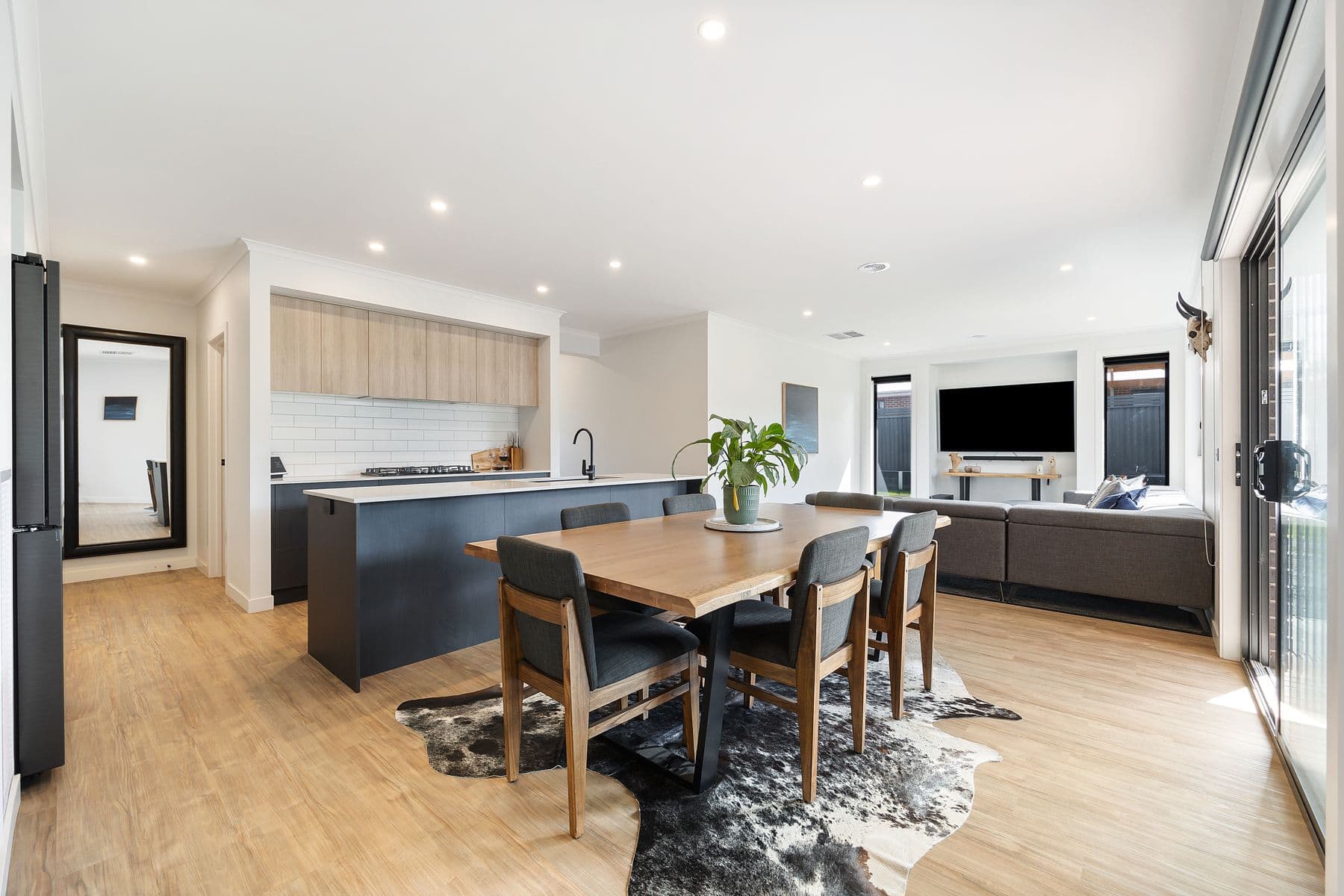 6 Alexander Drive, Ballan VIC 3342, Ballan - Thumbnail 5