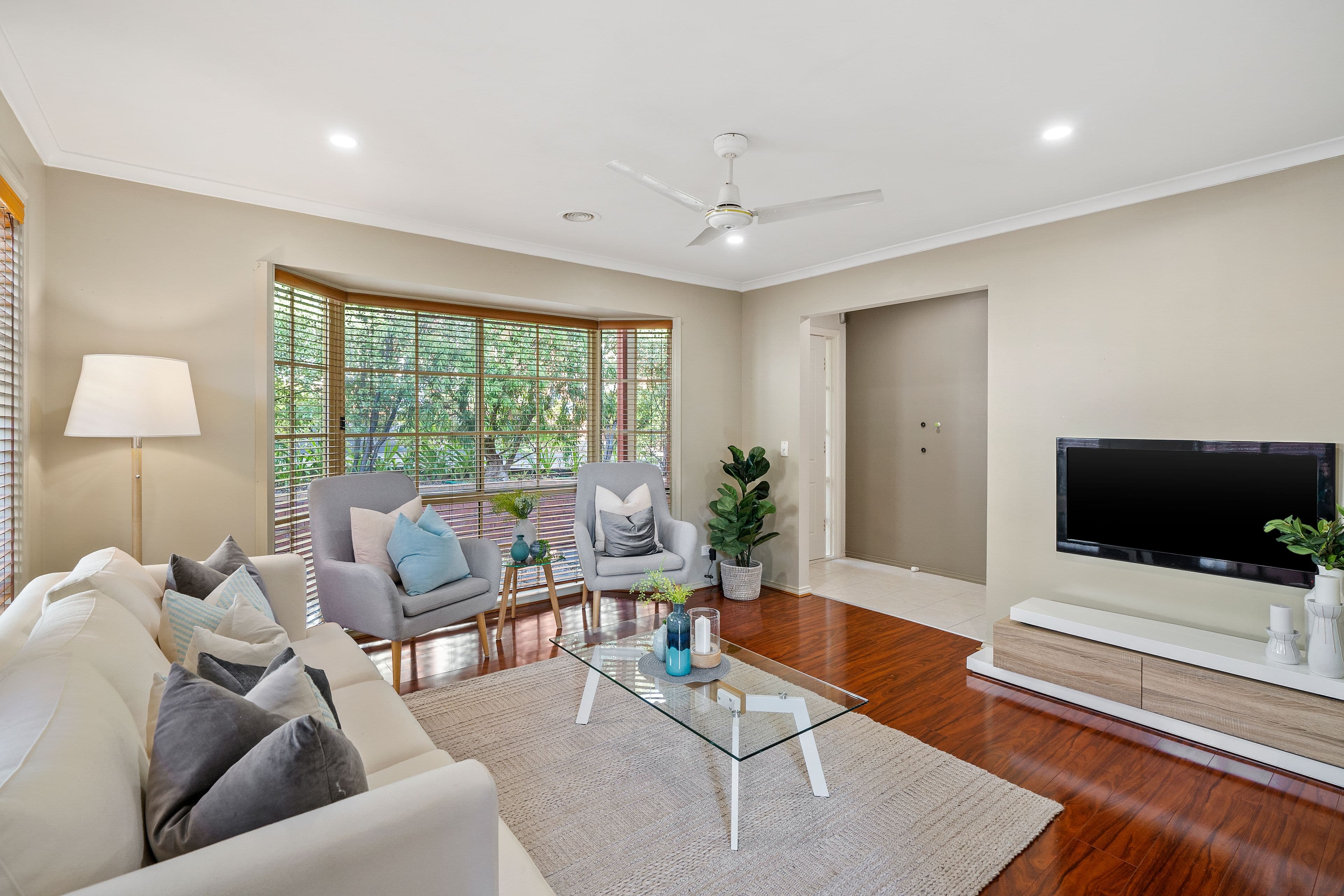 7 Hillcrest Avenue, Ferntree Gully VIC 3156, Ferntree Gully - Thumbnail 3