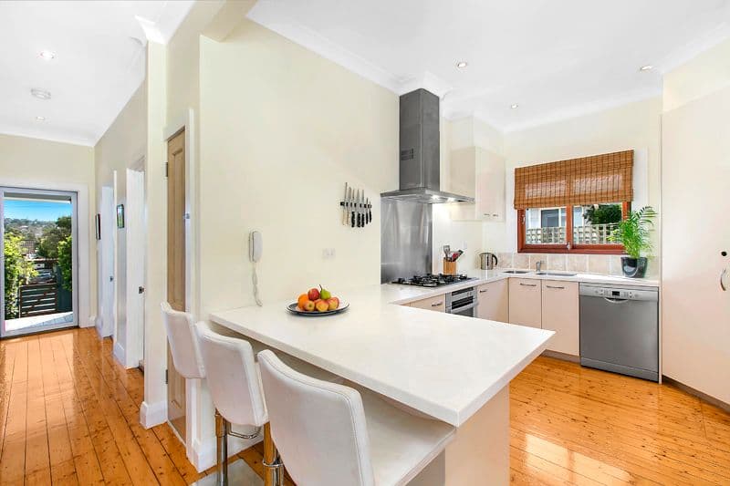 82 Bennett Street, CURL CURL NSW 2096, Curl Curl - Thumbnail 3