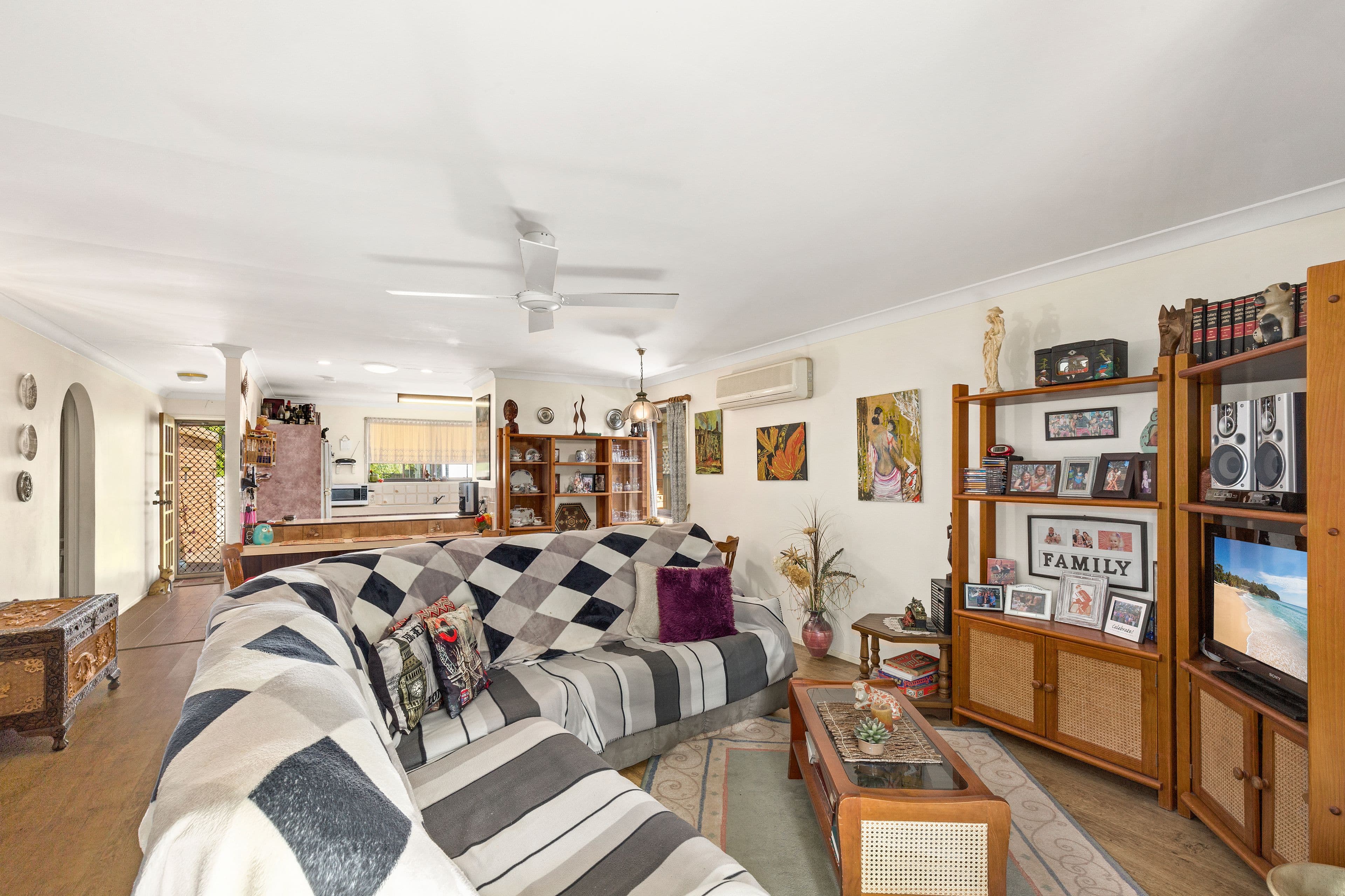 7 COTINGA Crescent, Burleigh Waters QLD 4220, Burleigh Waters - Thumbnail 5