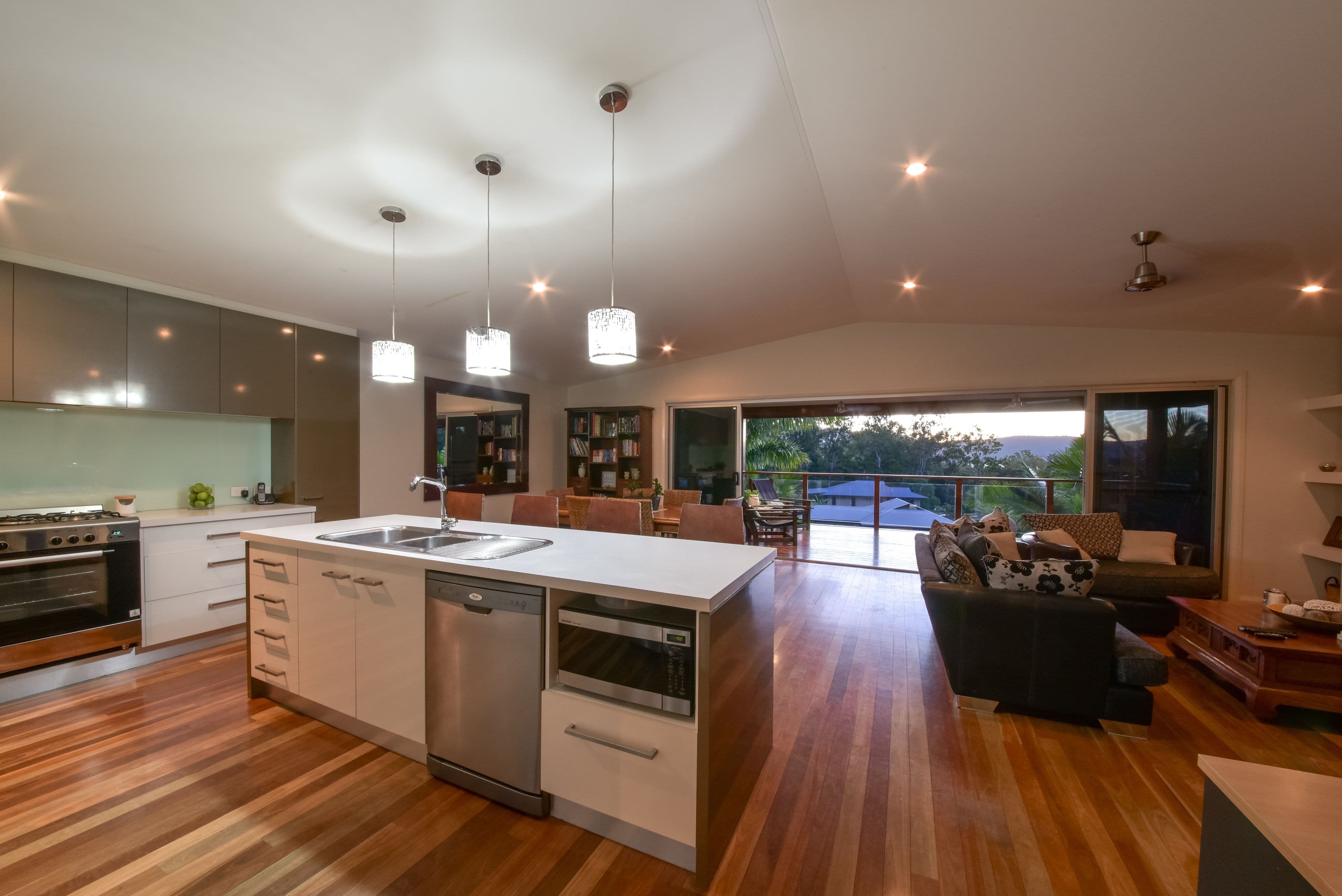 44 Eshelby Drive, Cannonvale QLD 4802, Cannonvale - Thumbnail 4