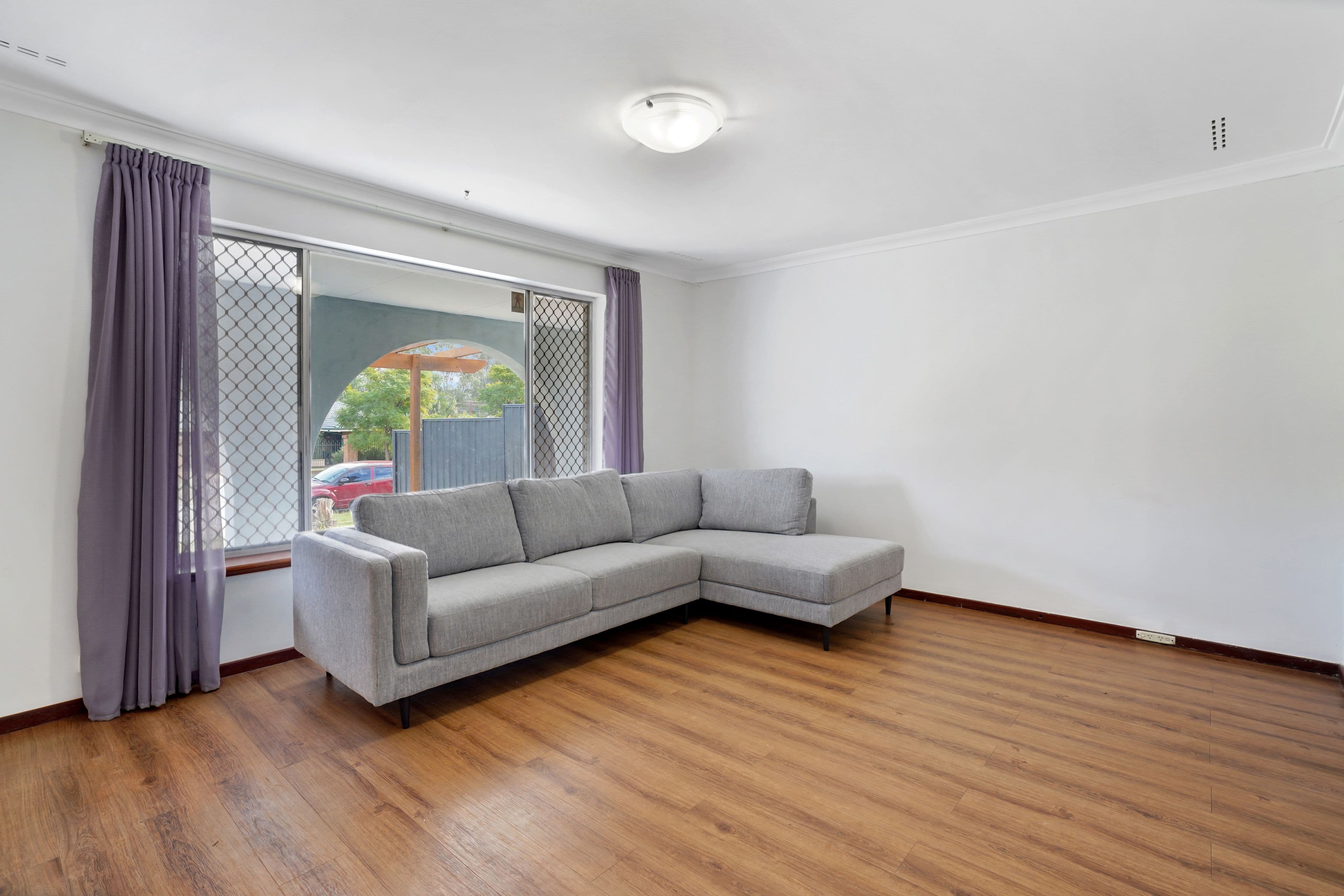 6 Reeves Court, Kelmscott WA 6111, Kelmscott - Thumbnail 5