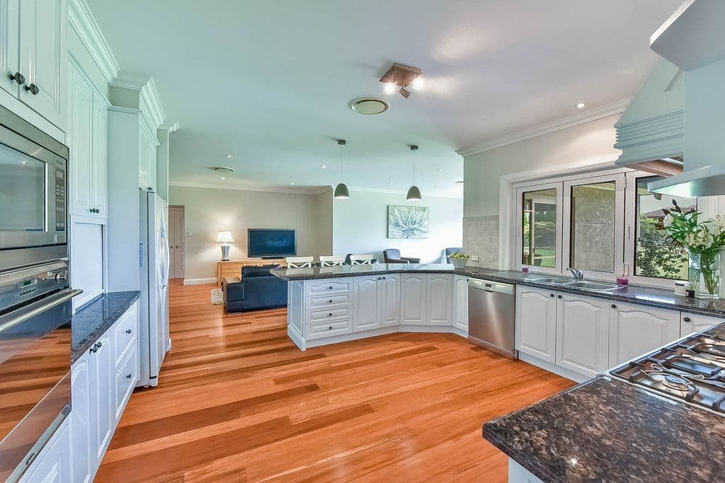 3 Domenics Place, Grasmere - Thumbnail 8