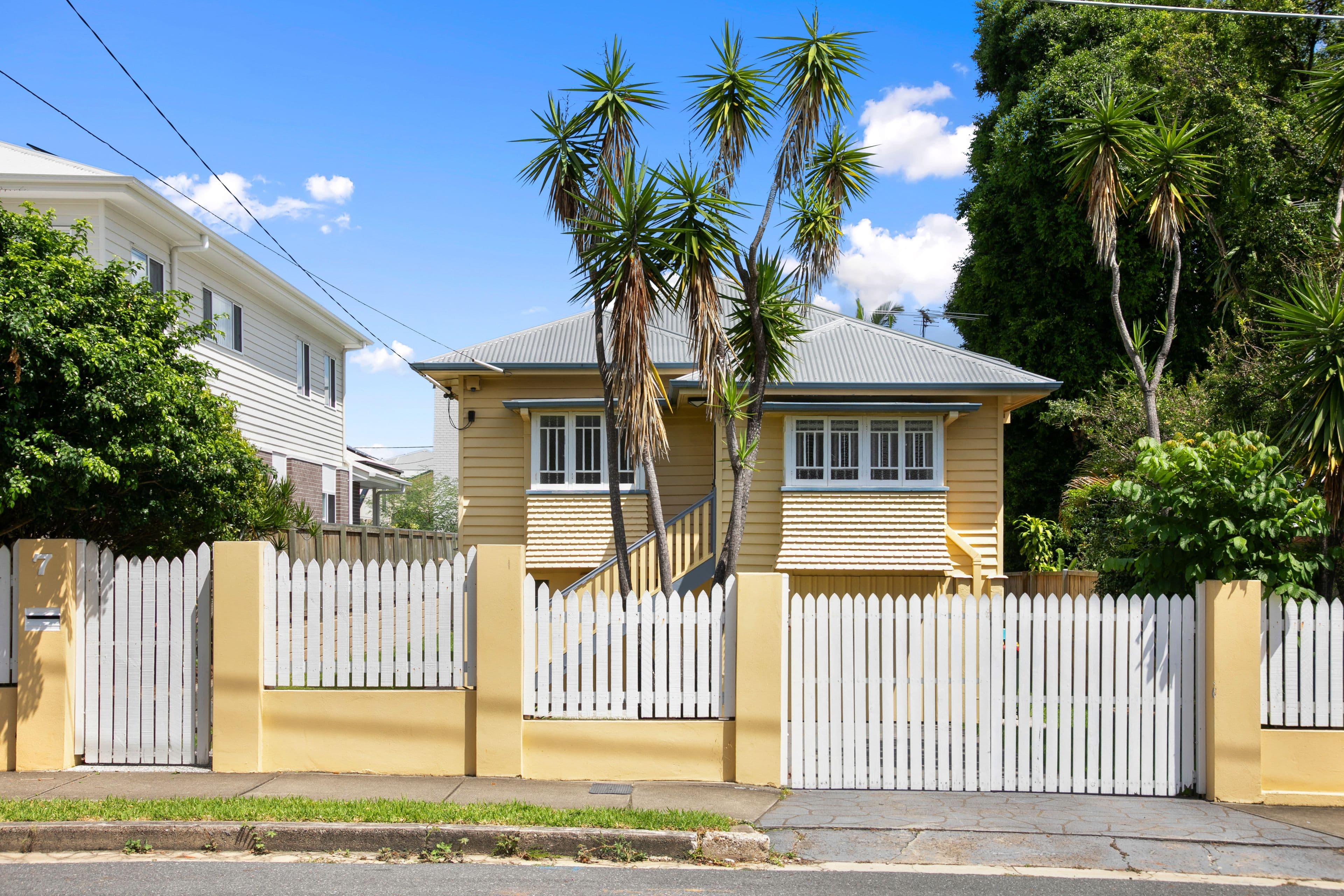 7 Dawson Street, Yeerongpilly QLD 4105, Yeerongpilly - Image 1