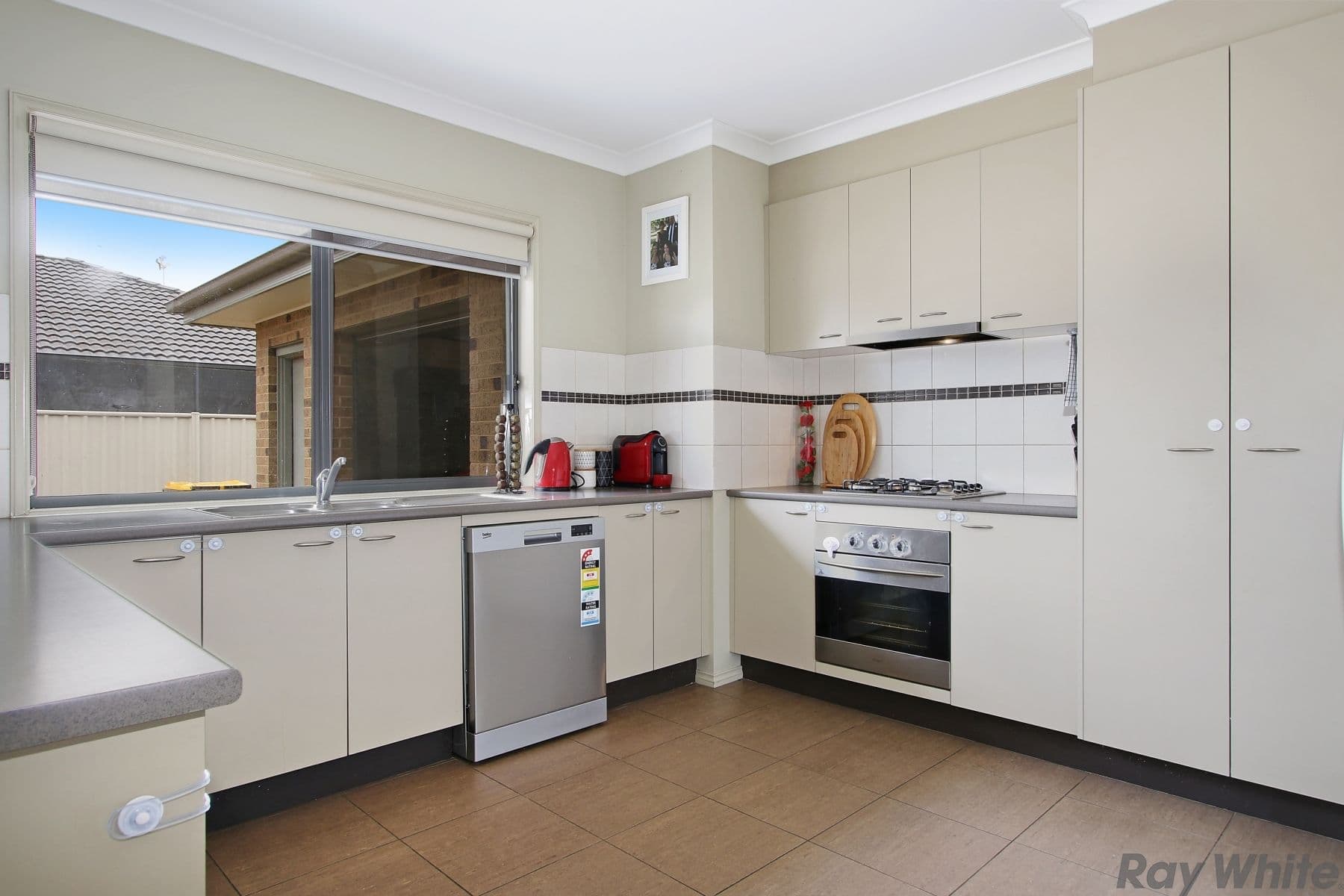 24 McNulty Drive, Benalla VIC 3672, Benalla - Thumbnail 8