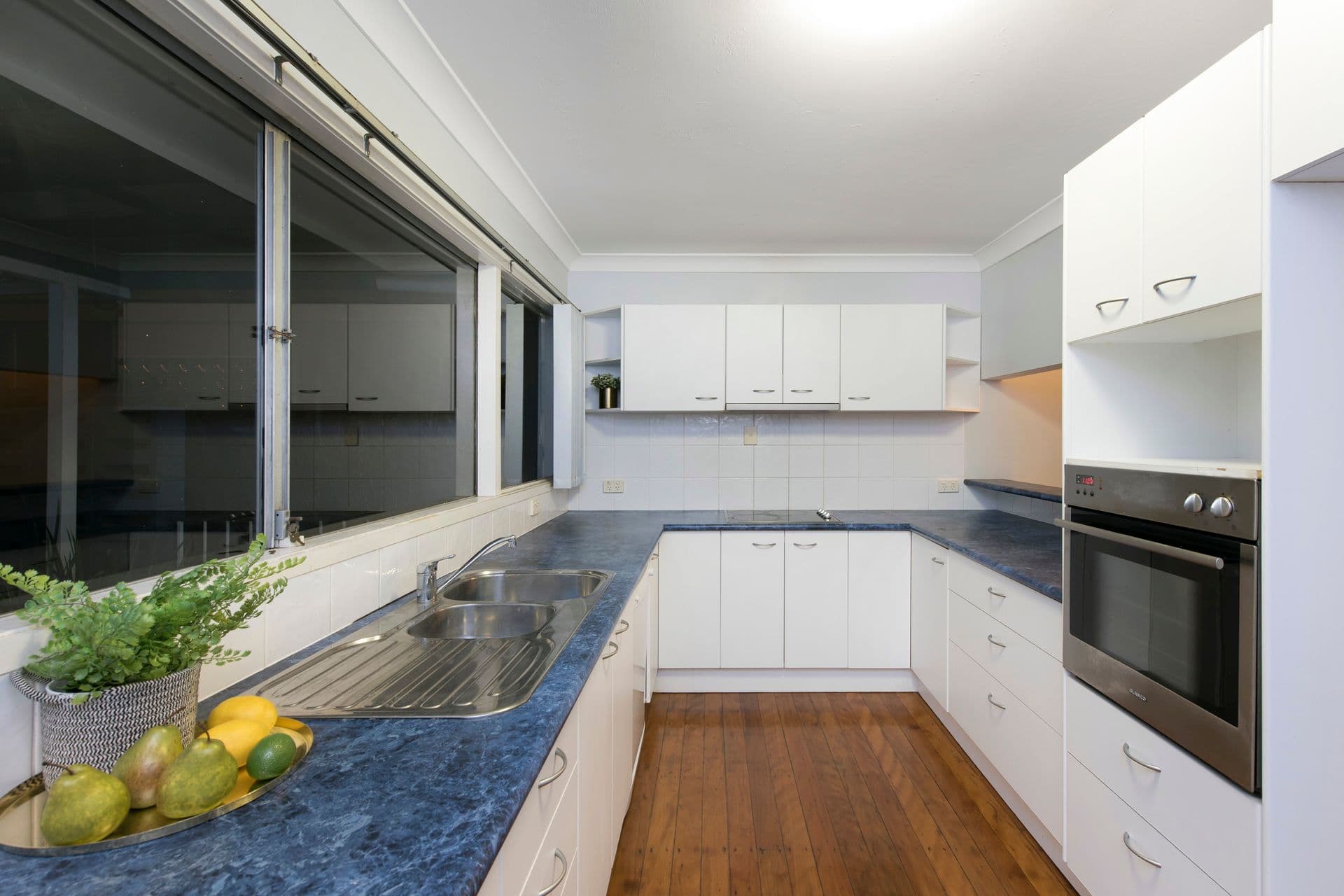 26 Kneale Street, Holland Park West QLD 4121, Holland Park West - Thumbnail 4