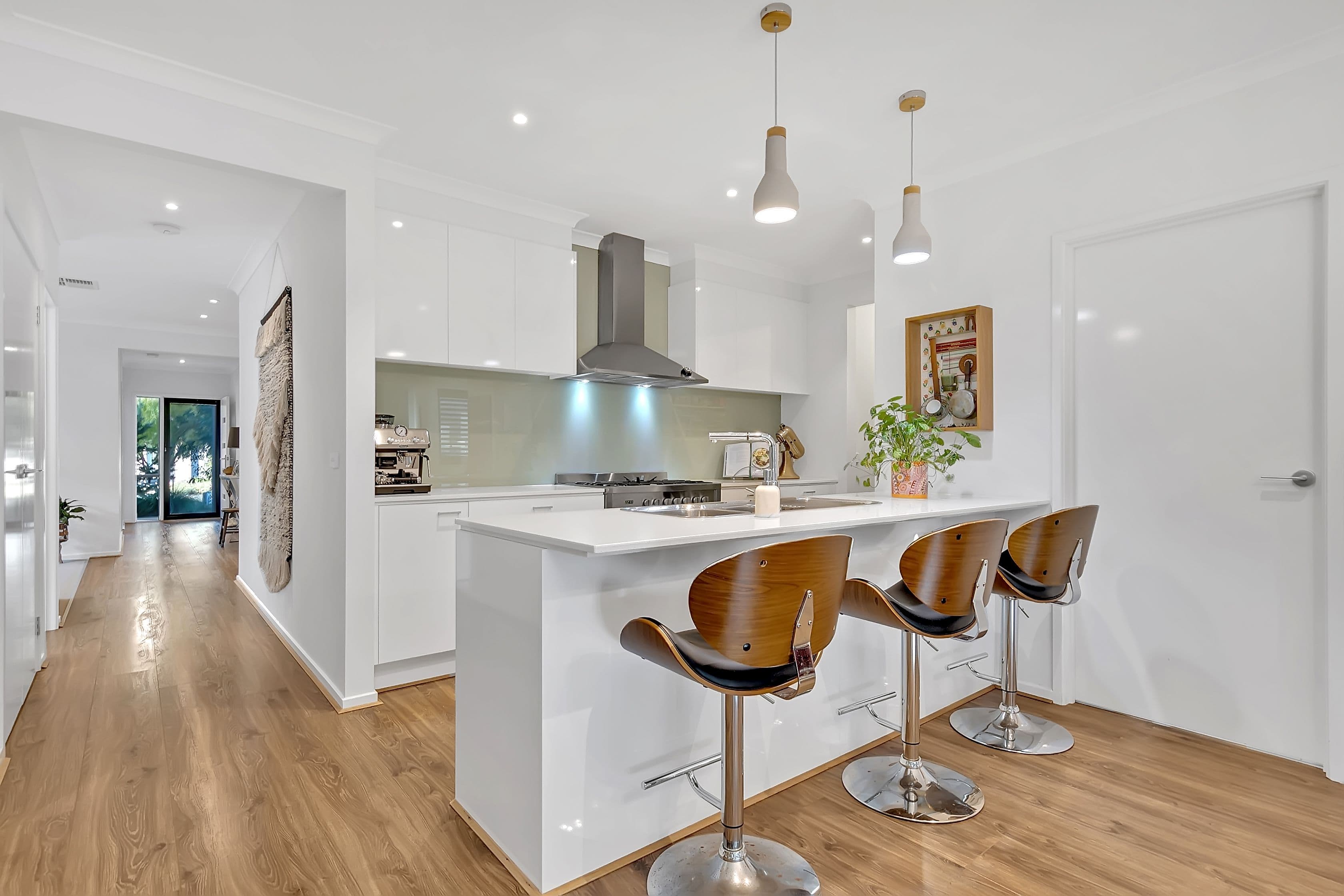 12 Crossing Road, Mernda VIC 3754, Mernda - Thumbnail 3