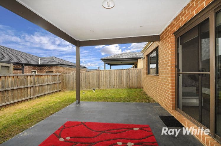 21 Autumn Fields Drive, Cranbourne North VIC 3977, Cranbourne North - Thumbnail 6