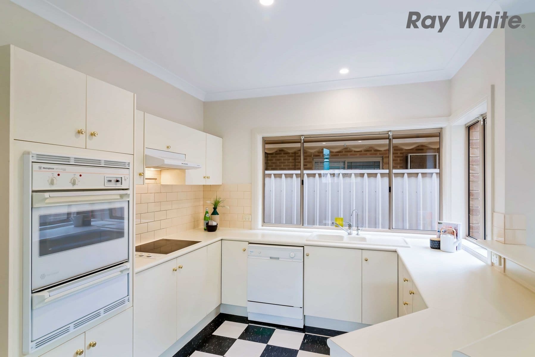 2 Grove Place, Kensington SA 5068, Kensington - Thumbnail 2