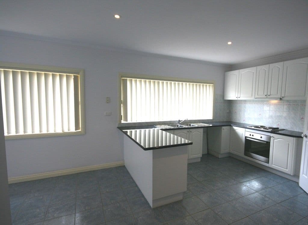 5 Ruth Street, ST ALBANS VIC 3021, St Albans - Thumbnail 7