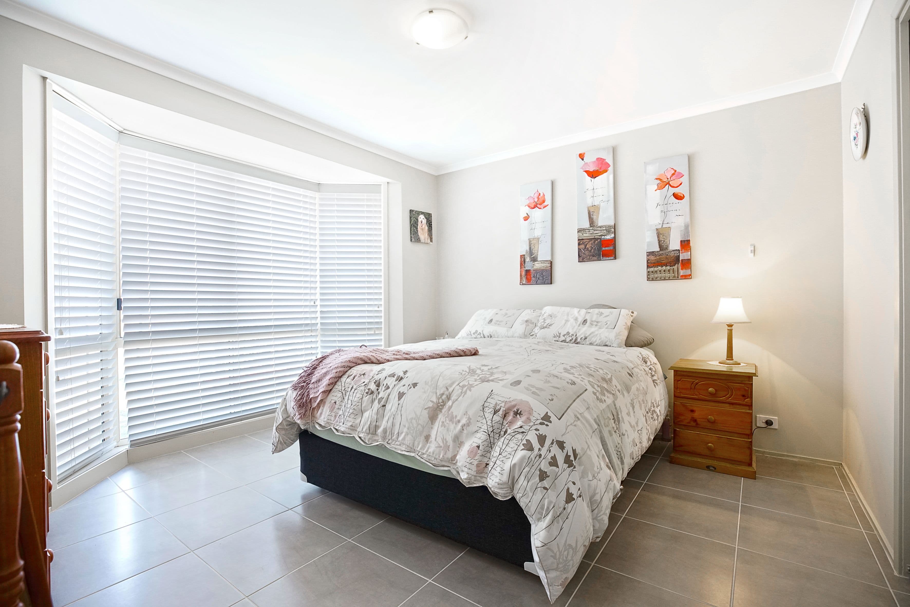 3 The Lakes Drive, Glenmore Park - Thumbnail 2