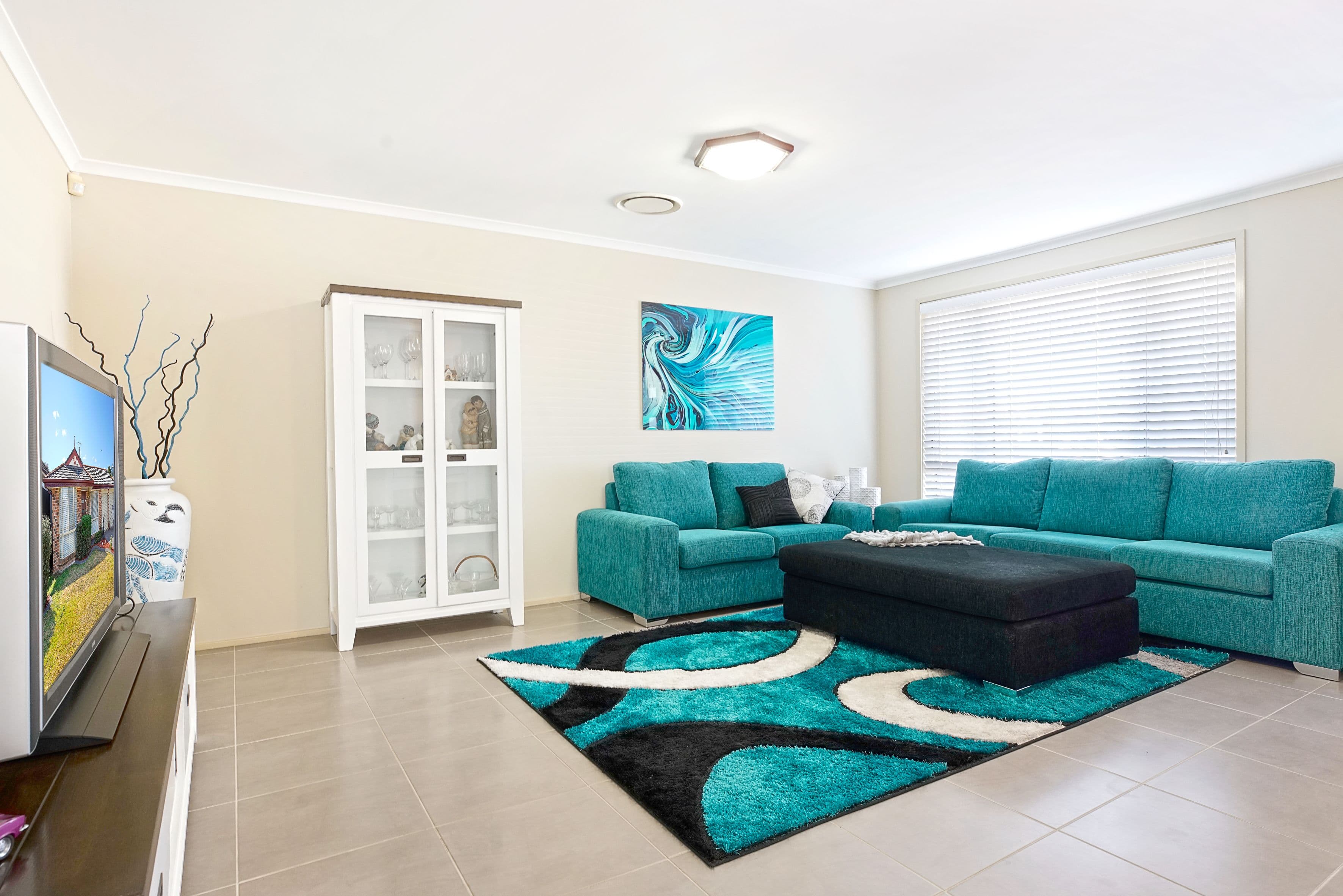 3 The Lakes Drive, Glenmore Park - Thumbnail 4