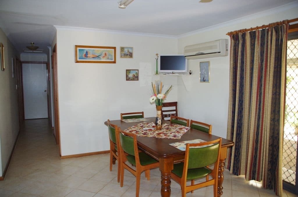 146 Bookmark Avenue, Renmark SA 5341, Renmark West - Thumbnail 5