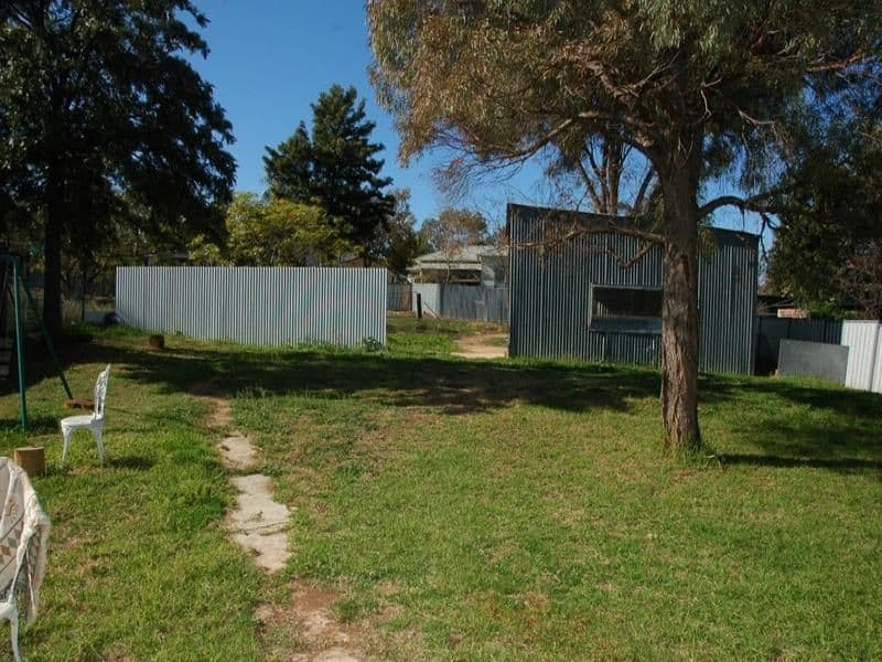 11 Napier Street, CONDOBOLIN NSW 2877, Condobolin - Thumbnail 4
