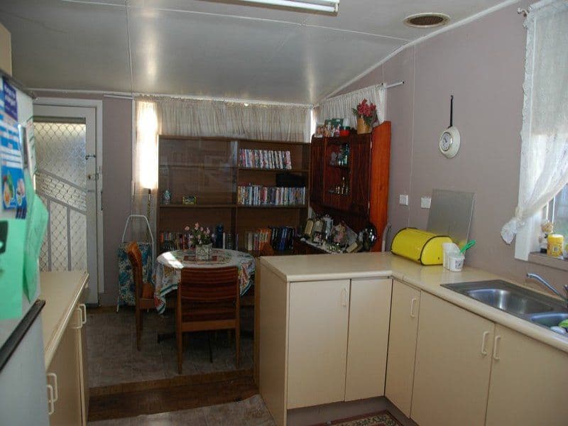 11 Napier Street, CONDOBOLIN NSW 2877, Condobolin - Thumbnail 7