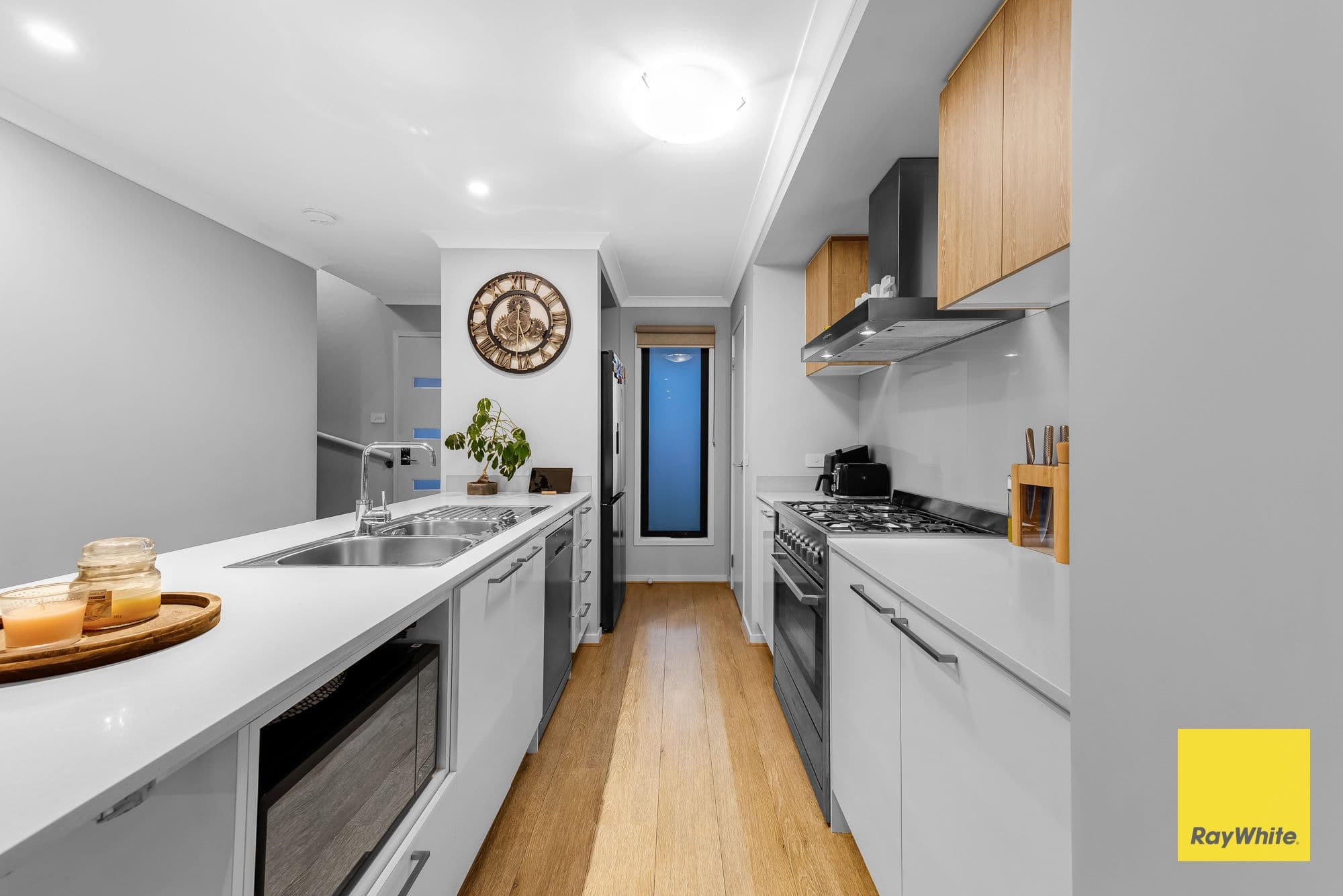 70 Monet Drive, Truganina VIC 3029, Truganina - Thumbnail 4