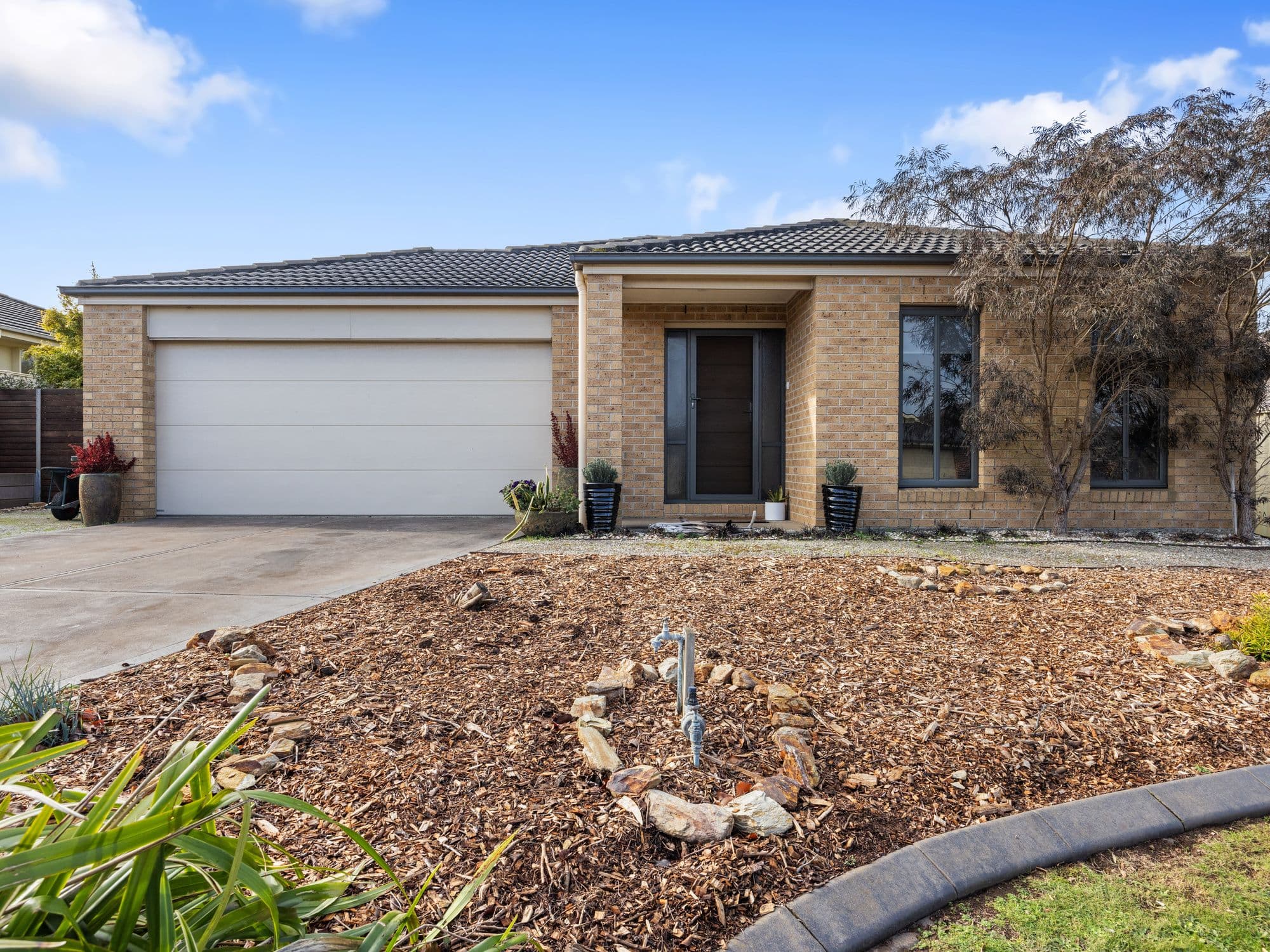 9 Arcadia Crescent, Leongatha VIC 3953, Leongatha - Thumbnail 2