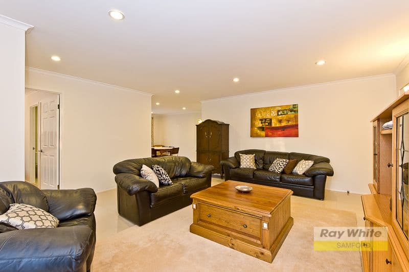 1 Frigo Court, BUNYA QLD 4055, Bunya - Thumbnail 3