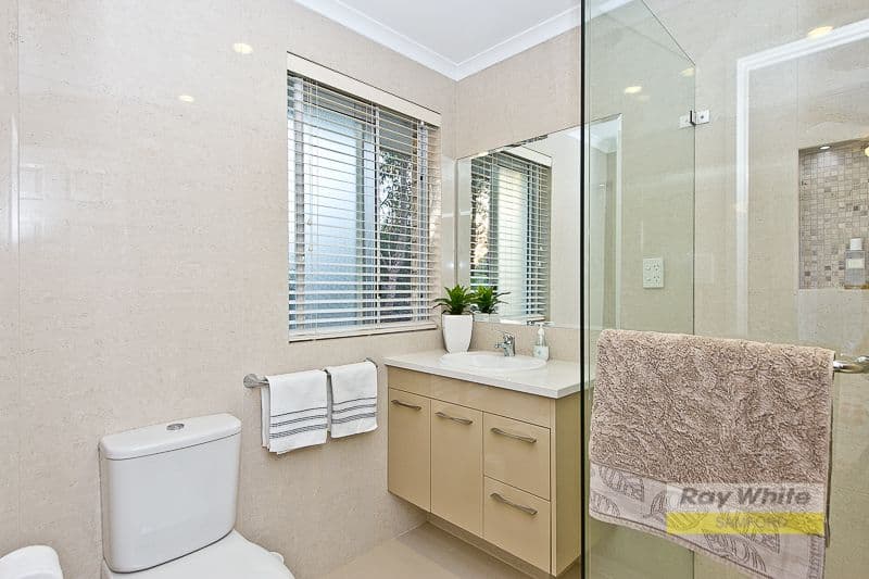 1 Frigo Court, BUNYA QLD 4055, Bunya - Thumbnail 5