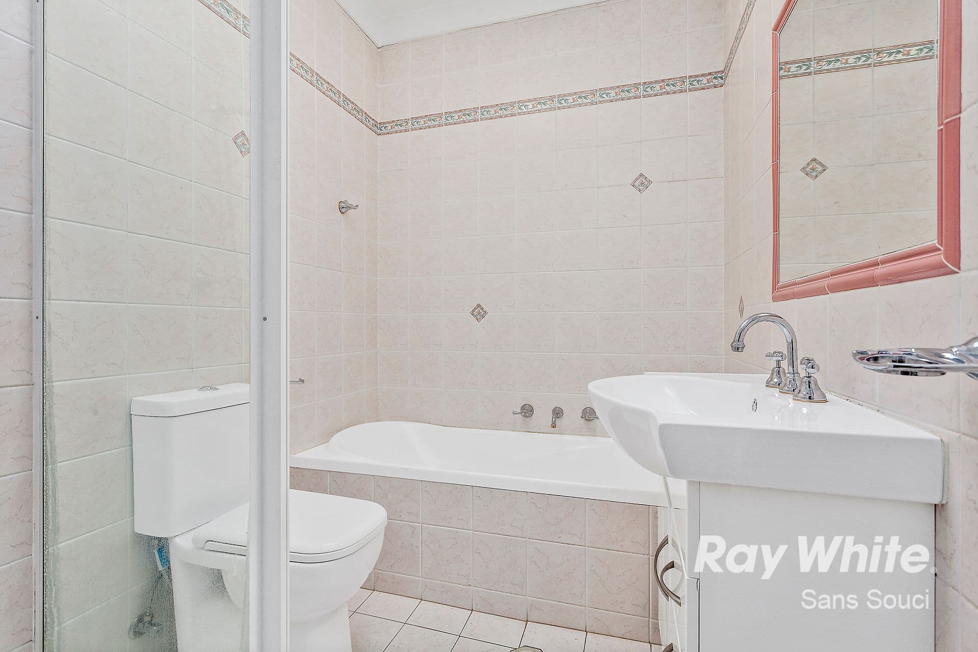1 Colson Crescent, Monterey - Thumbnail 5