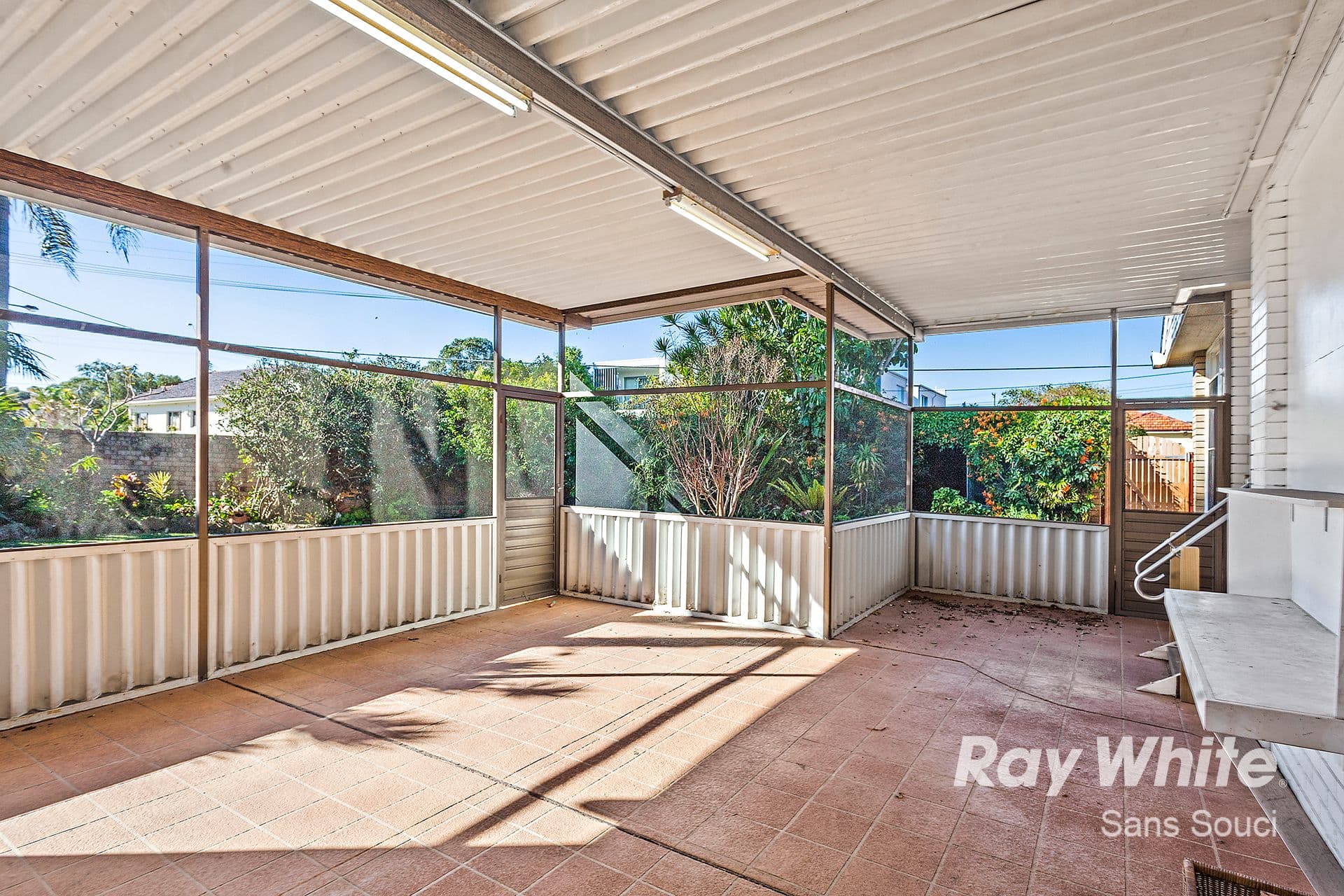 1 Colson Crescent, Monterey - Thumbnail 8