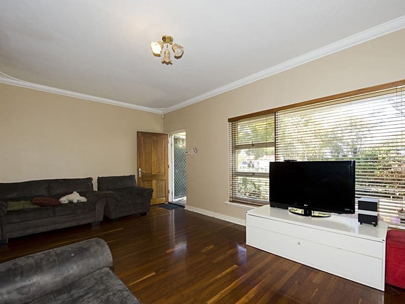 90 Raleigh Street, CARLISLE WA 6101, Carlisle - Thumbnail 4