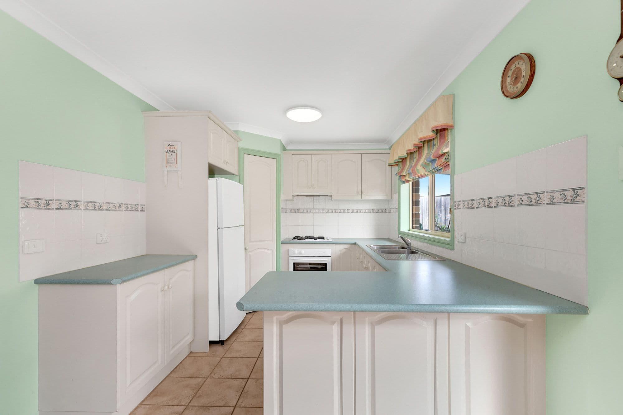111 Hogans Road, Hoppers Crossing VIC 3029, Hoppers Crossing - Thumbnail 2