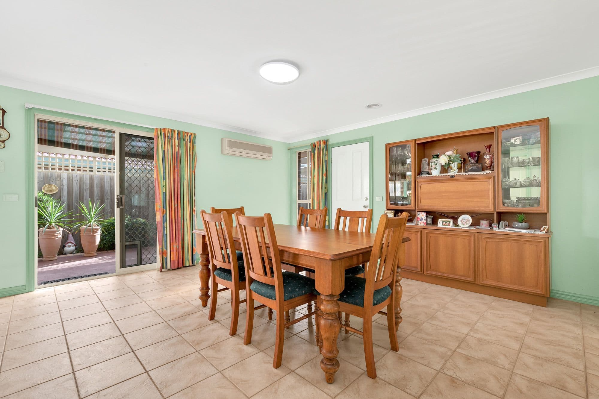 111 Hogans Road, Hoppers Crossing VIC 3029, Hoppers Crossing - Thumbnail 3