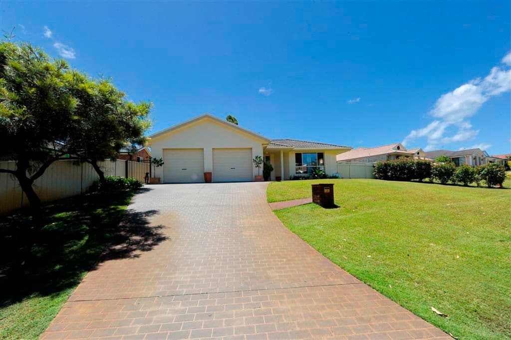36 Mariner Crescent, SALAMANDER BAY NSW 2317, Salamander Bay - Image 1