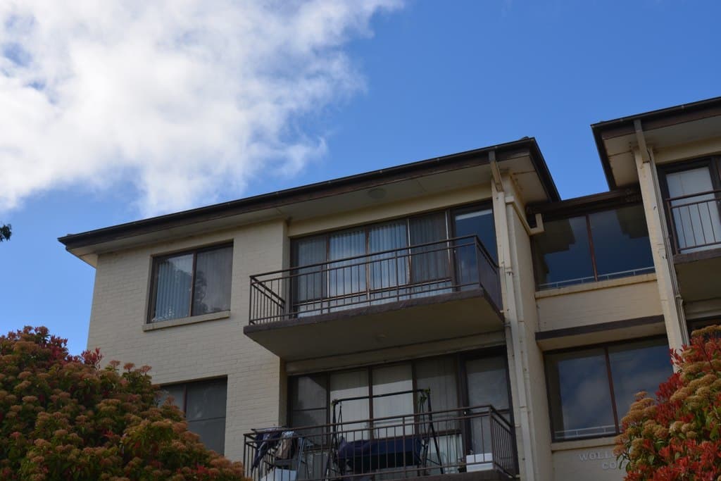 8/11 Queen Street, Goulburn - Image 1