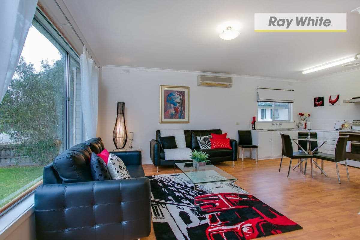 8 Ronlyn Street, Capel Sound VIC 3940, Capel Sound - Thumbnail 4