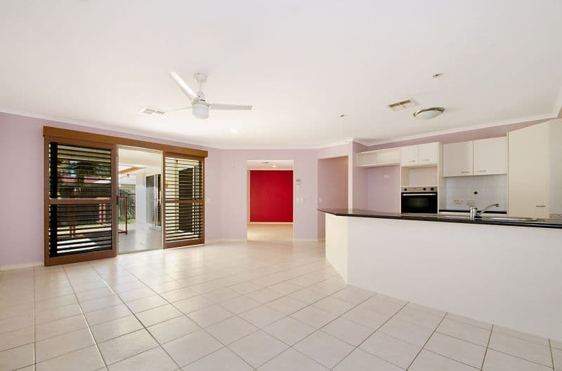 70 Lake Entrance Boulevard, NOOSAVILLE QLD 4566, Noosaville - Thumbnail 5