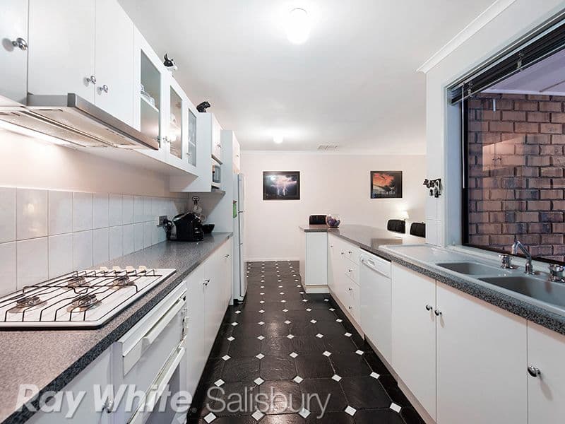18 Heron Avenue, Parafield Gardens SA 5107, Parafield Gardens - Thumbnail 8