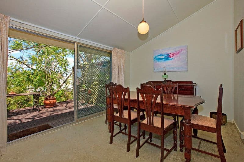 35 Woolley Street, TARINGA QLD 4068, Taringa - Thumbnail 4
