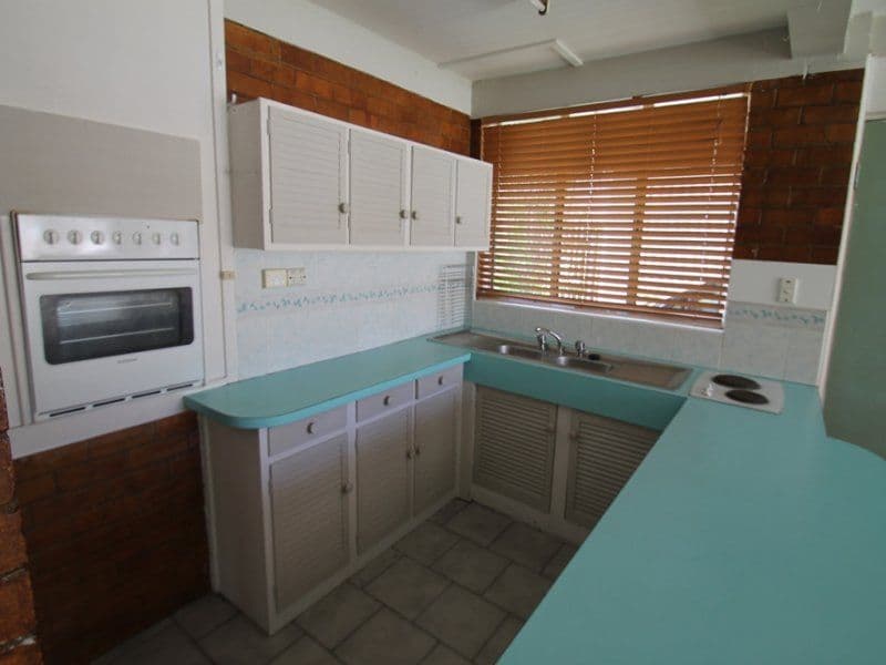 13 Central Lane, GLADSTONE CENTRAL QLD 4680, Gladstone Central - Thumbnail 2