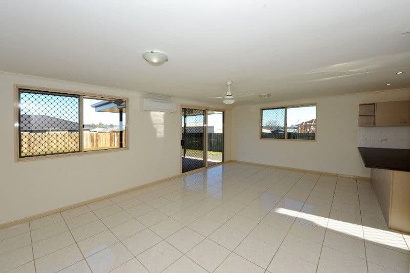 9 Krefter Crescent, HIGHFIELDS QLD 4352, Highfields - Thumbnail 7