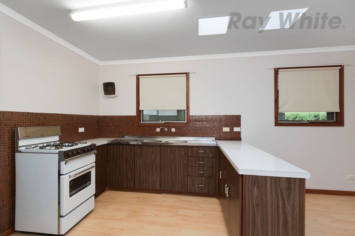 4 Winulta Court, Munno Para SA 5115, Munno Para - Thumbnail 4