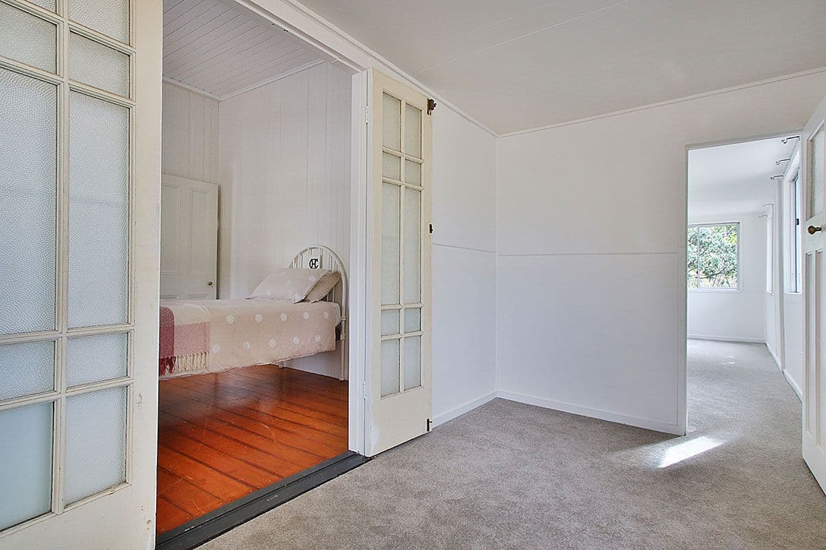 12 Blackstone Road, Newtown QLD 4305, Newtown - Thumbnail 3
